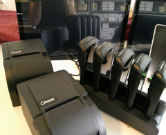 Toast Flex Restaurant System. POS, 5 Handheld Units, Printers, 22″ Monitors