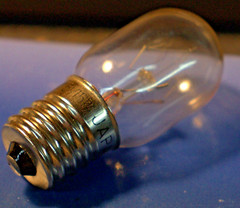 MICROSCOPE BULB LAMP 8611- HOSOBUCHI 115V 15W – CLEAR