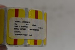 Zebra Direct Thermal Opaque Paper Labels 1.25″ x .625″ Yellow Red Stripe 600 Ct