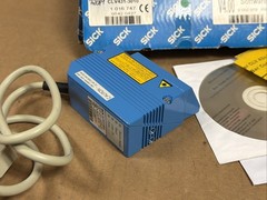 NEW SICK CLV431-3010 Bar Code Scanner 1016747 V4.00 FAST SAME DAY SHIPPING