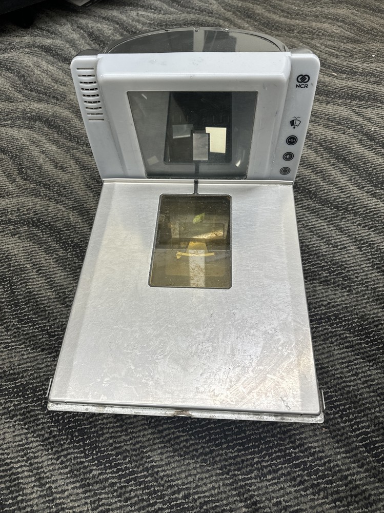 USED NCR Corporation Model 7878-2001 Retail Scanner
