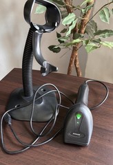 Wireless Bluetooth Barcode Scanner with Stand USB Plug and Play for Retail Use