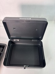 Honeywell 6112 Steel Cash Box 1 Bill & 5 Coin Slots 2 Keys Handle 9.8″ X 7.3″
