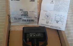 NIB Allen Bradley 800Z-GL3065B Bulletin 800Z Zero-Force Touch Button IP66 30mm