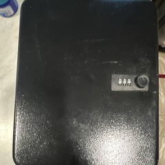 Black Metal Cash Box w/ Combination Lock & Removable Cash Tray