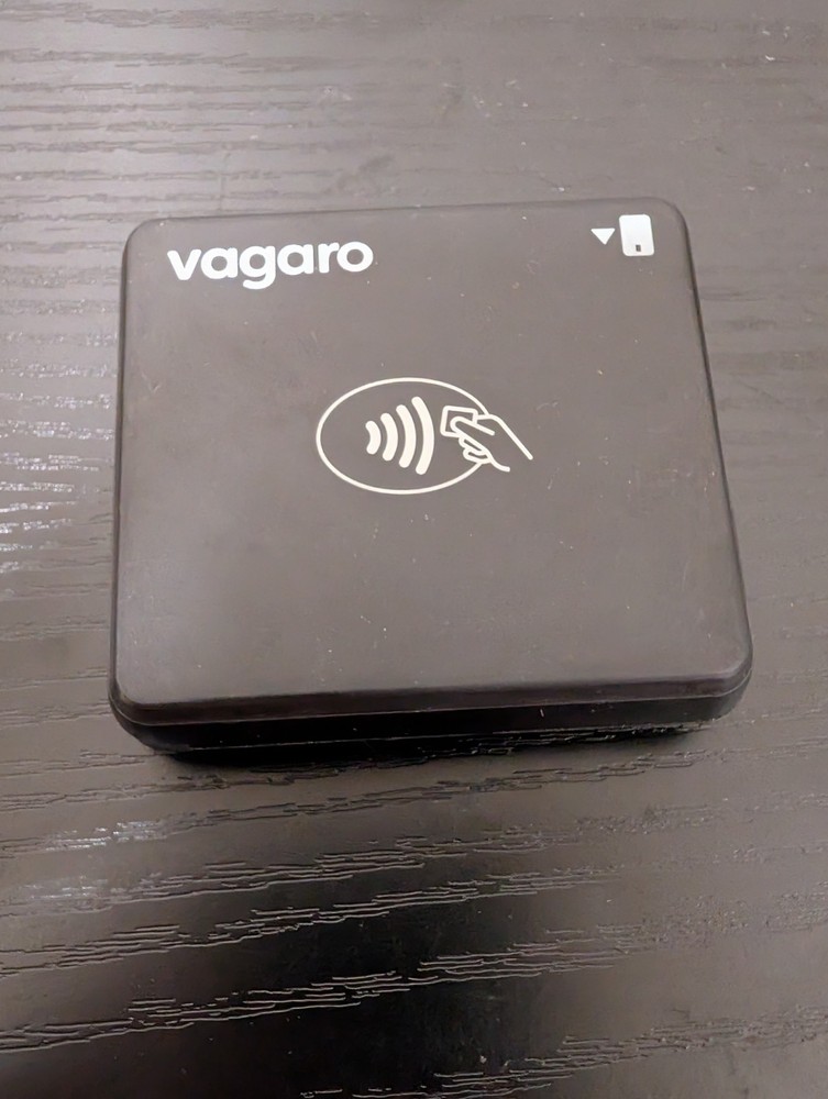Vagaro Chipper 3X BT BBPOS Bluetooth Credit Card Reader NFC Apple Pay Chip Swipe