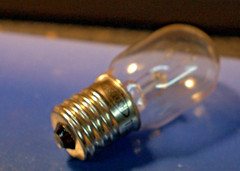 MICROSCOPE BULB LAMP 8611- HOSOBUCHI 115V 15W – CLEAR