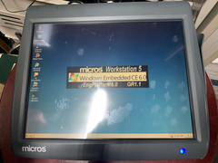 **Micros Workstation 5 System Unit 400814-001 – w/Work Station 5 Table Stand