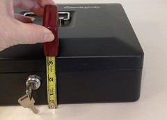 Sentry Safe Black Cash Box With Money Tray & Keys