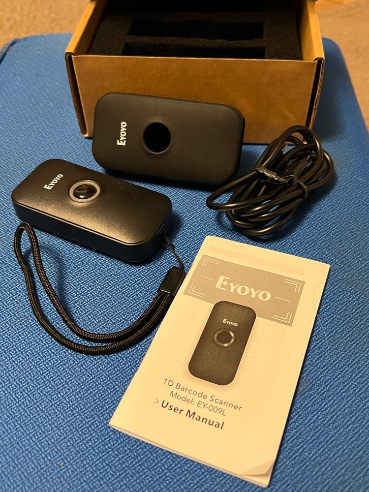 Eyoyo Mini Barcode Scanner – Bluetooth w/cover, hand strap, charging cable