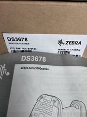 ZEBRA FEC-870125 DS3678 FEDEX SCAN GUN AND CHARGING CRADLE W / CABLES & BATTERY