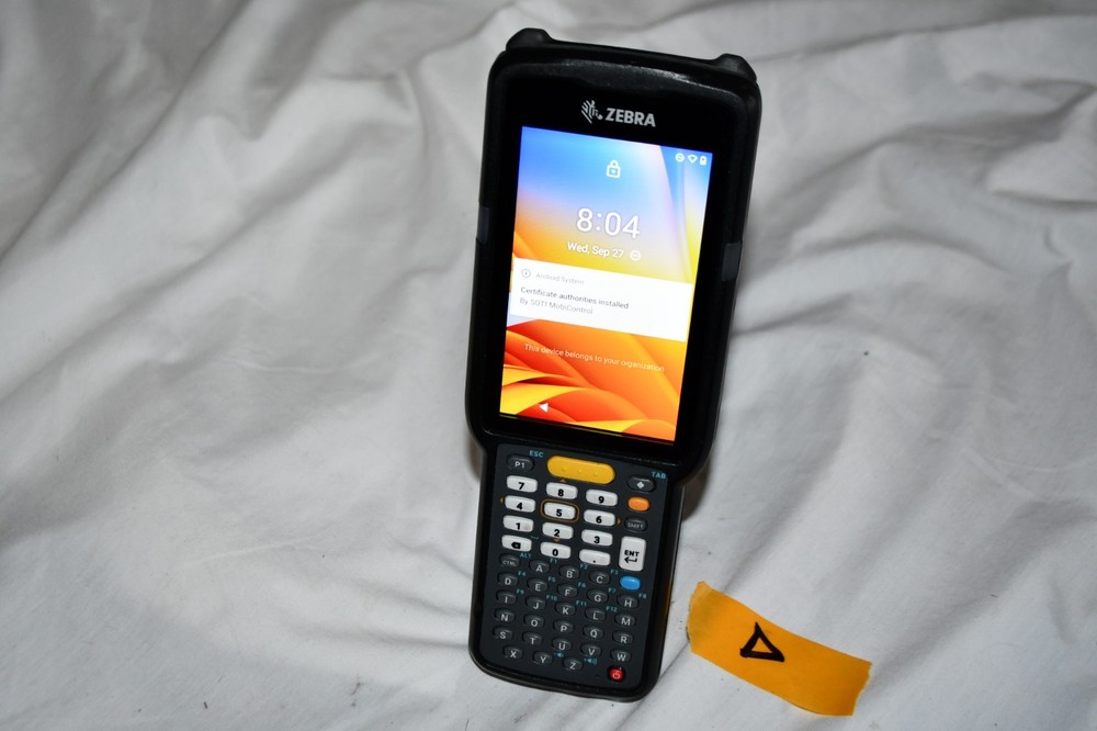Zebra MC330X-GE4BG4NA Mobile Computer Scanner -Mian Unit Only-NEEDS REPROGRAM #D