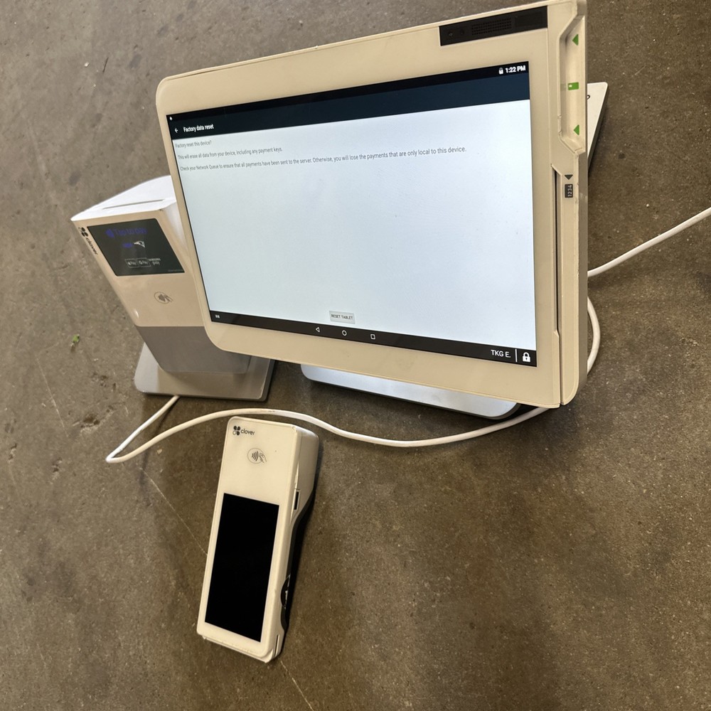 Clover Station C500 POS Point of Sale System w/ AC Adapter + P550 Printer +c403