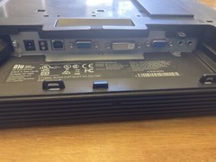 ** Elo Touch Solutions 2245 B ET-1990L-8CWA-0-ST-W-GY-NS-RZLYMP E000907 Monitor