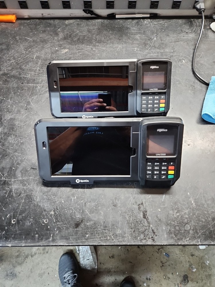 Lot 2 Ingenico Link/2500 Wireless Bluetooth Credit Card Appetize Samsung
