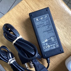 Clover Flex Credit Card Machine and Charger Model K400 c403 kit Locked!