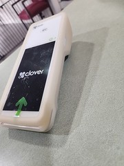 Clover Flex 1 Wireless Credit Card POS Machine and case AS-IS