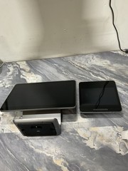 Square SPB1-01 POS Register With Card Reader SPB4-01 Sold As Is For Parts UNTE