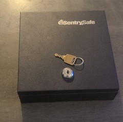 SentrySafe Lockable Metal Cash Box with Key and Adjustable Tray.