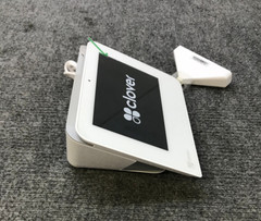 Clover Station Solo All-in-one POS w/ Adapter