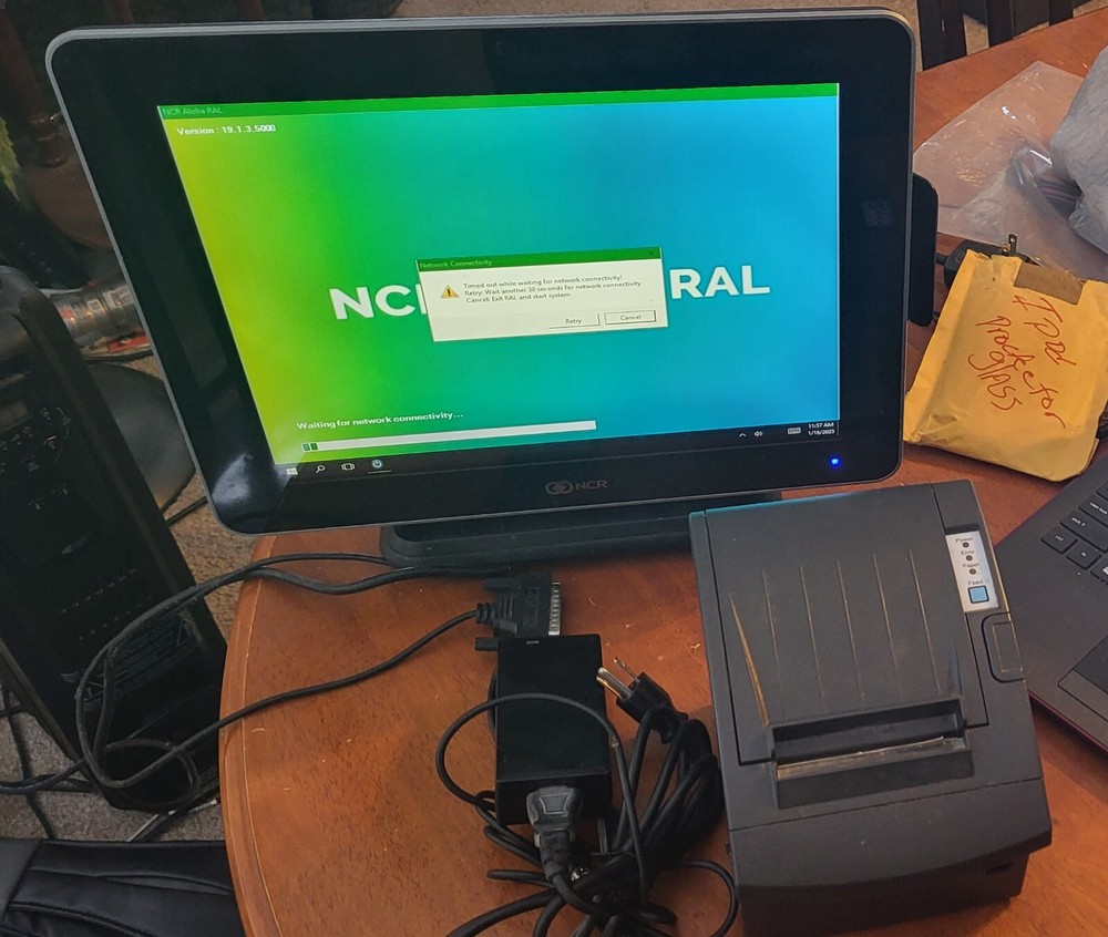 NCR 7761-3100-0060 15″ Touchscreen Terminal Windows POS Credit Card Swiper