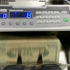 Royal Sovereign RBC-1003BK Bill Counter Digital Display Batch UV MG Detection