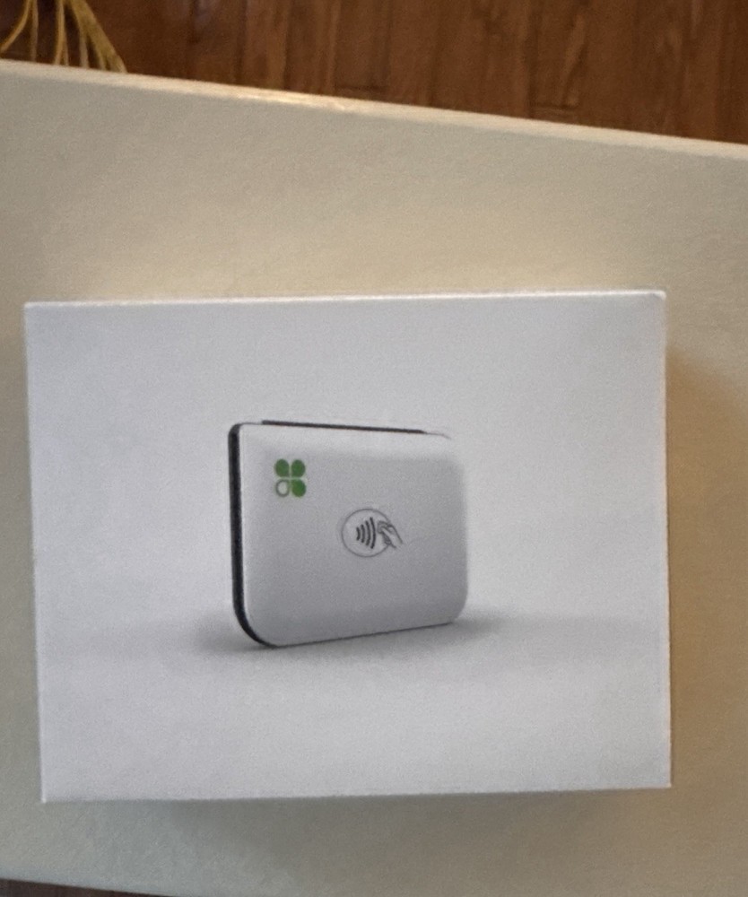 Clover Go V3 Contactless Credit Card Chip Reader White C600 New – Bluetooth