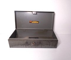 Vintage Gray Metal ASCO STEELMASTER Bond Box 10″ x 4 1/2″ x 3″ – No Key