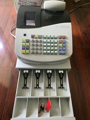 Royal Alpha 587CX Cash Register Management System With Keys Tested Works