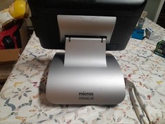 Micros Oracle Workstation 6 POS Terminal with Stand For Parts Or Repair