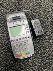 VeriFone VX520 Credit Card Terminal (tag234)