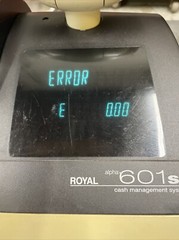 Royal Alpha 601 SC Cash Management Register Full Keys Powers Up Error Screen #2