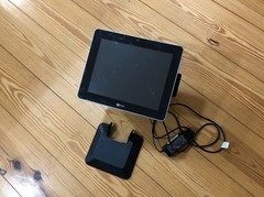 NCR 7761-3042-8800 POS 15″ Touchscreen Terminal Celeron N3160 1.6GHZ 4GB