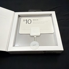 Square A-PKG-0110-1 Card Reader for iPhone iPad and Android