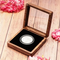 COSISO Single Walnut Wood Challenge Coin Presentation Small, Black Inner