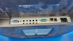 Elo Touch Solutions 19″ Touch Screen Monitor ET1915L-8CWA-1-G E266835