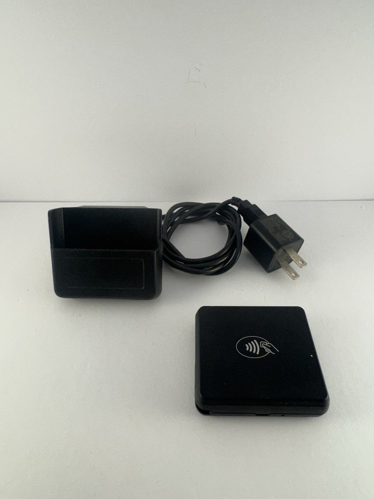 BBPOS CHB2A Chipper 2X BT Bluetooth NFC Card Reader 2AB7X-CHB2X W/ Dock