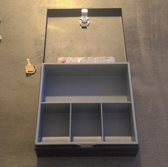 SentrySafe Lockable Metal Cash Box with Key and Adjustable Tray.