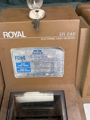 Vintage Royal Er246 Electronic Cash Register