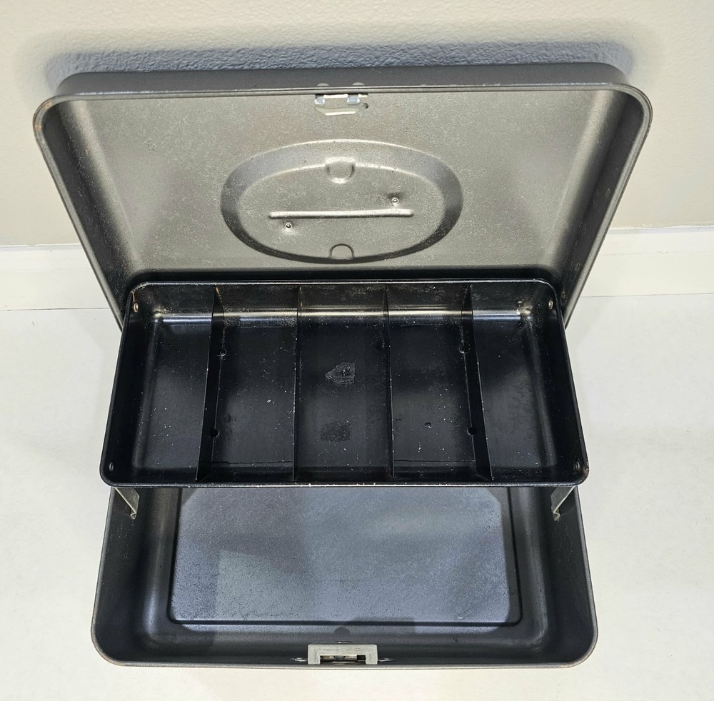 VINTAGE UNION CASH BOX UNION STEEL CHEST METAL GRAY WITH DRAWER