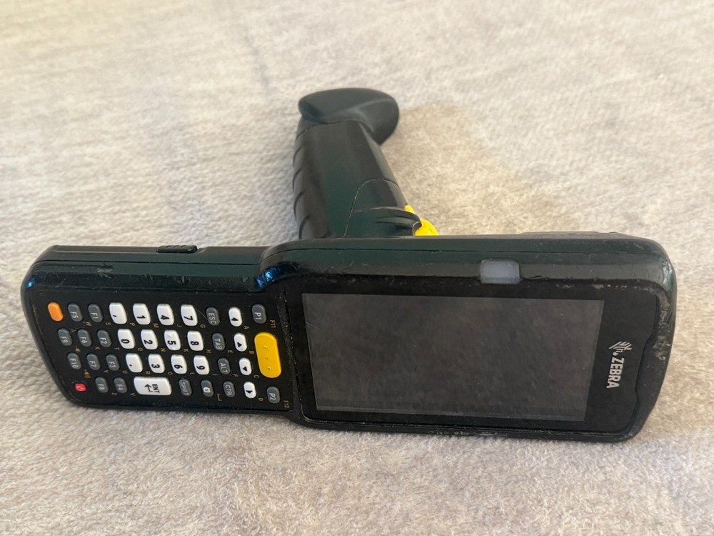 *ZEBRA* MC33 MC33K Handheld Computer & Barcode Scanner MC330K-GI3HA3US01 Rough