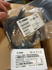 BRAND NEW IN BOX Motorola CRD5500-1000UR crd5500-100UES Cradle Charger MC67 MC55