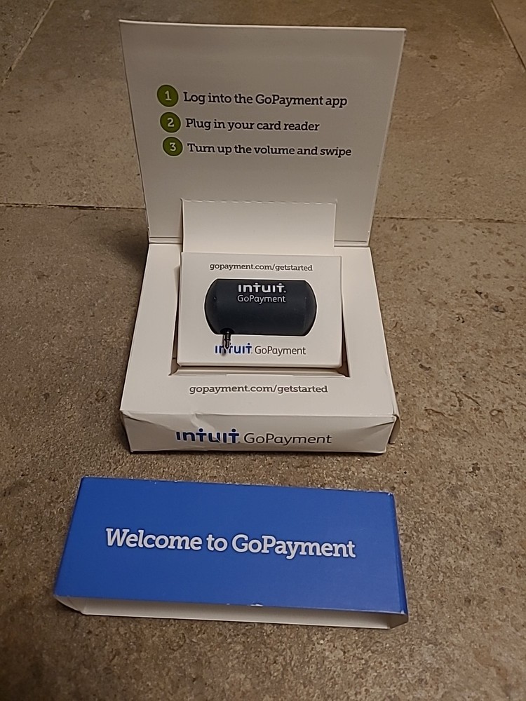 Intuit GoPayment Credit Debit Card Reader 3.5mm Jack 504202 NEVER USED Open Box