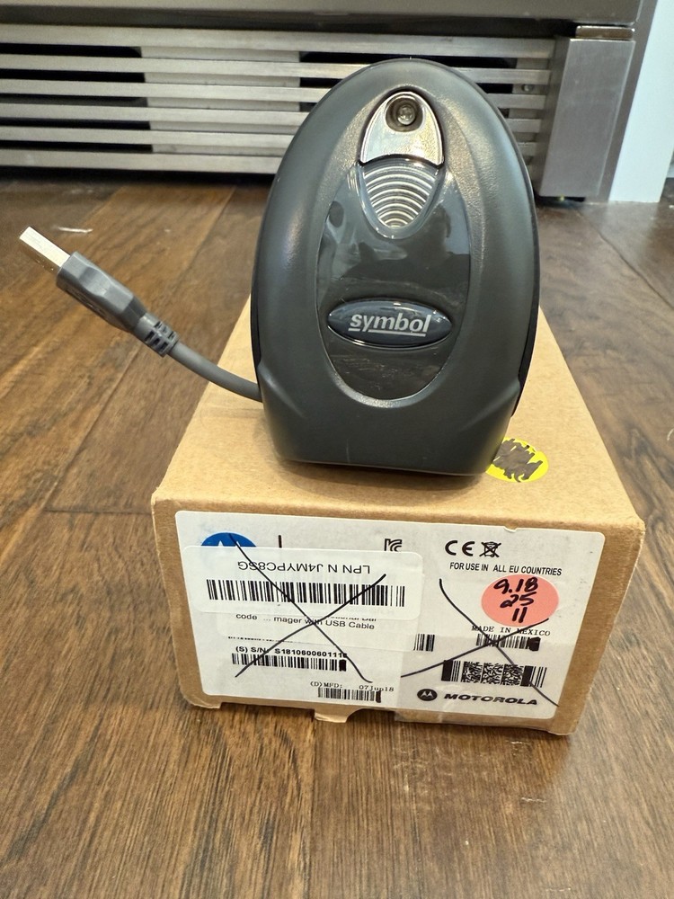 Symbol DS4208-SR00007WR Scanner Open AS IS See Photos READ