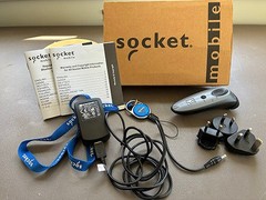 Socket Mobile Bar Code Scanner CX2864 -1336n Wireless Bluetooth with charger