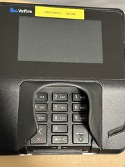 Verifone Credit Card Terminal MX915, Part Number M132-409-01, MX900-02/+Stand