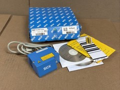 NEW SICK CLV431-3010 Bar Code Scanner 1016747 V4.00 FAST SAME DAY SHIPPING