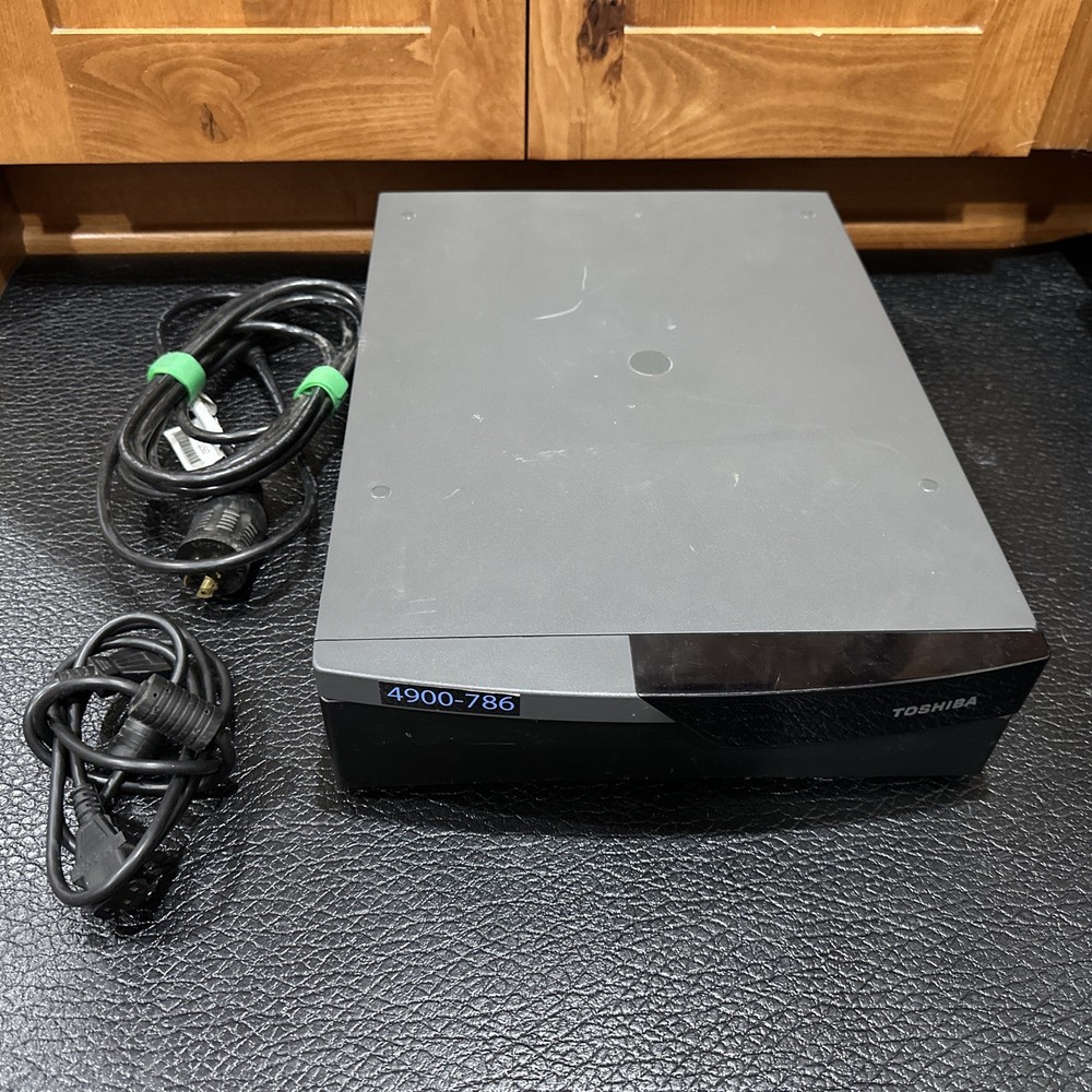 IBM TOSHIBA 4900-786 POS REGISTER CELETRON G1820 @ 2.7GHz 8GB RAM BOOTS