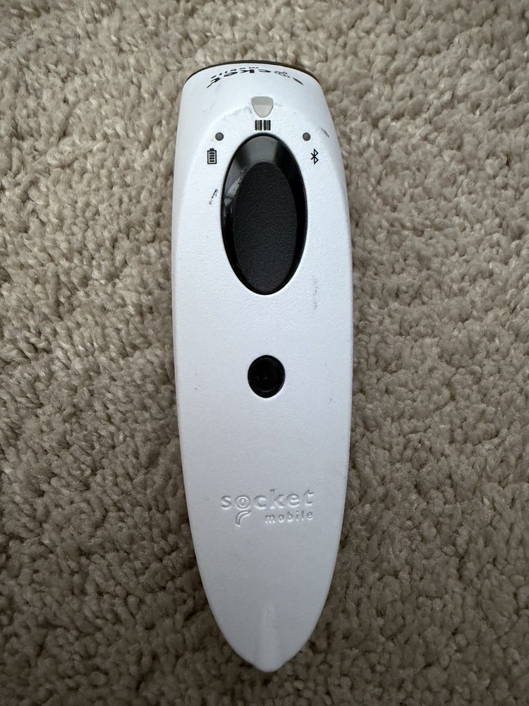 Socket Mobile S700 Bluetooth Barcode Scanner White w/ batteries