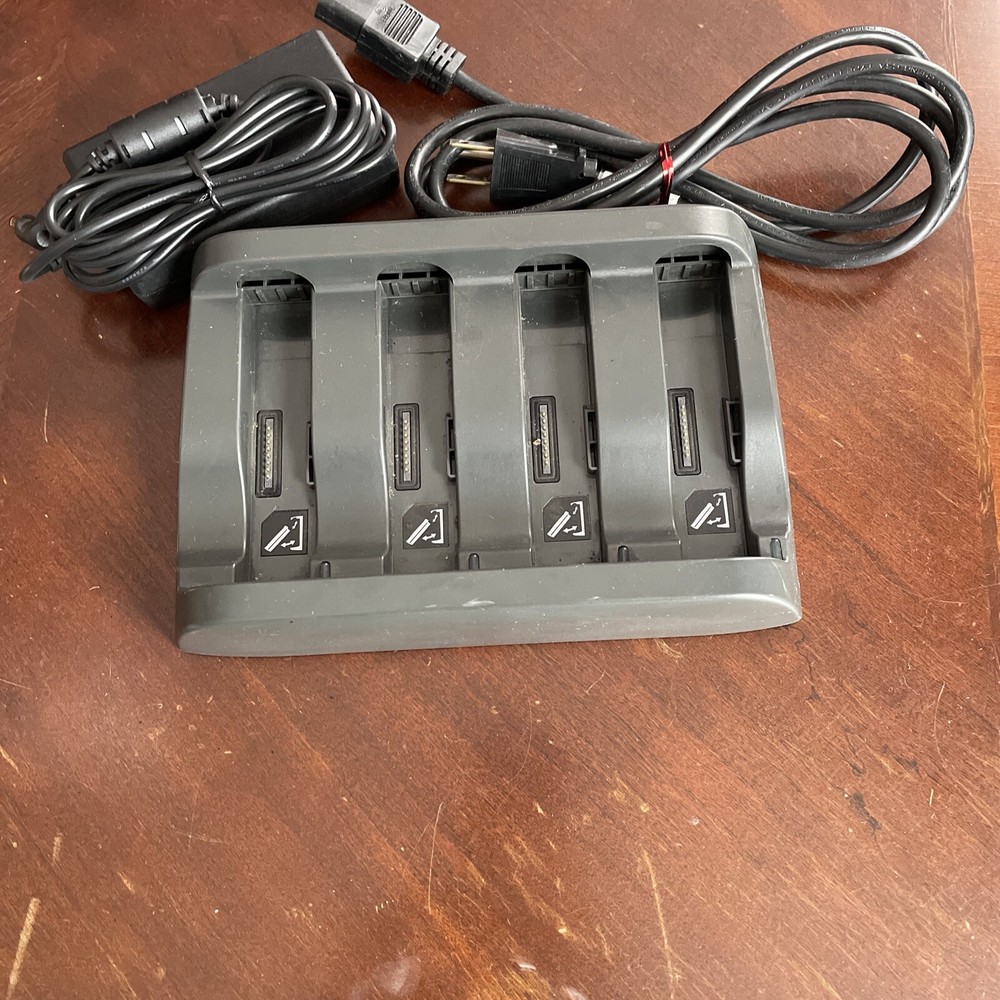 Good Condition Symbol Motorola SAC4000-4000CR WT4090 WT41N0 4 bay charger